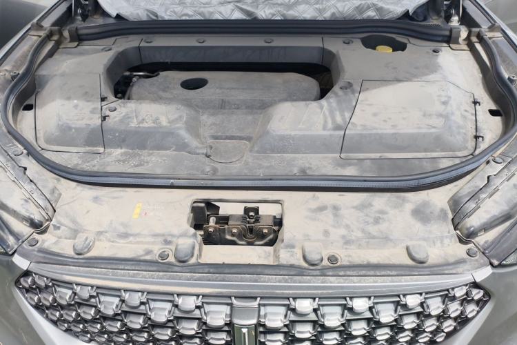 Used Wey VV6 2020 2.0T Two-Wheel Drive Smart Protection+ Engine Bay