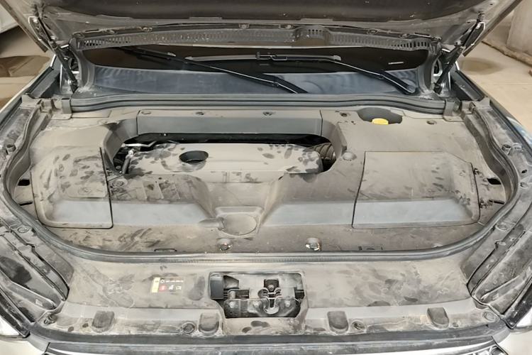 Used Wey VV6 2020 2.0T Two-Wheel Drive Smart Protection+ Engine Bay