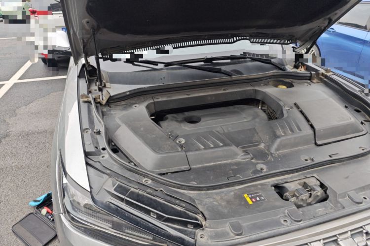 Used Wey VV6 2020 2.0T Four-Wheel Drive Zhiyu+ Engine Bay Right