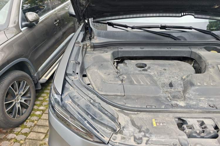 Used Wey VV6 2020 2.0T Two-Wheel Drive Smart Enjoyment+ Engine Bay Right