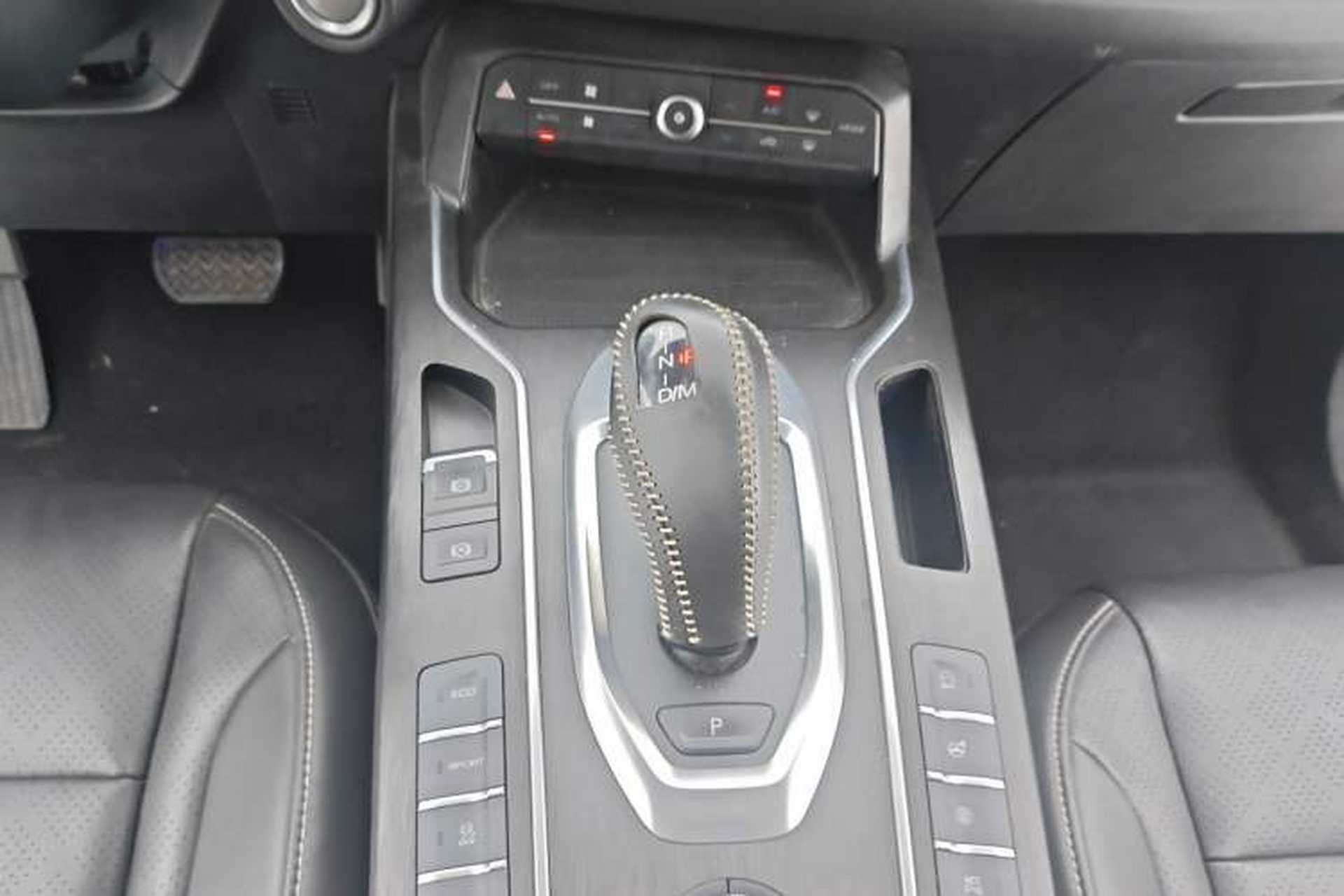 Used Wey VV6 2020 2.0T Two-Wheel Drive Smart Protection+ Gear Lever