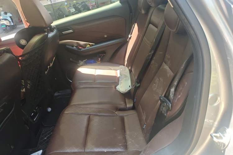 Used Wey VV6 2020 2.0T Four-Wheel Drive Zhiyu+ Left Rear Seat