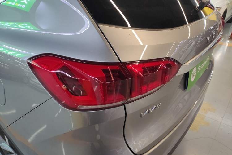 Used Wey VV6 2020 2.0T Two-Wheel Drive Smart Enjoyment+ Left Rear Taillight