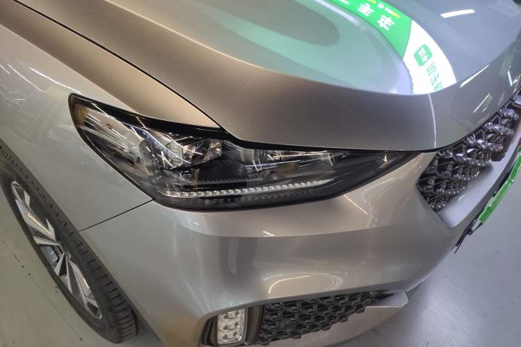 Used Wey VV6 2020 2.0T Two-Wheel Drive Smart Enjoyment+ Right Front Headlight