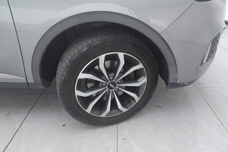 Used Wey VV6 2020 2.0T Two-Wheel Drive Smart Protection+ Right Front Wheel Hub