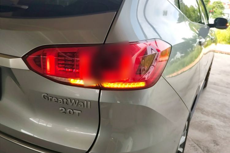 Used Wey VV6 2020 2.0T Two-Wheel Drive Smart Protection+ Right Rear Taillight