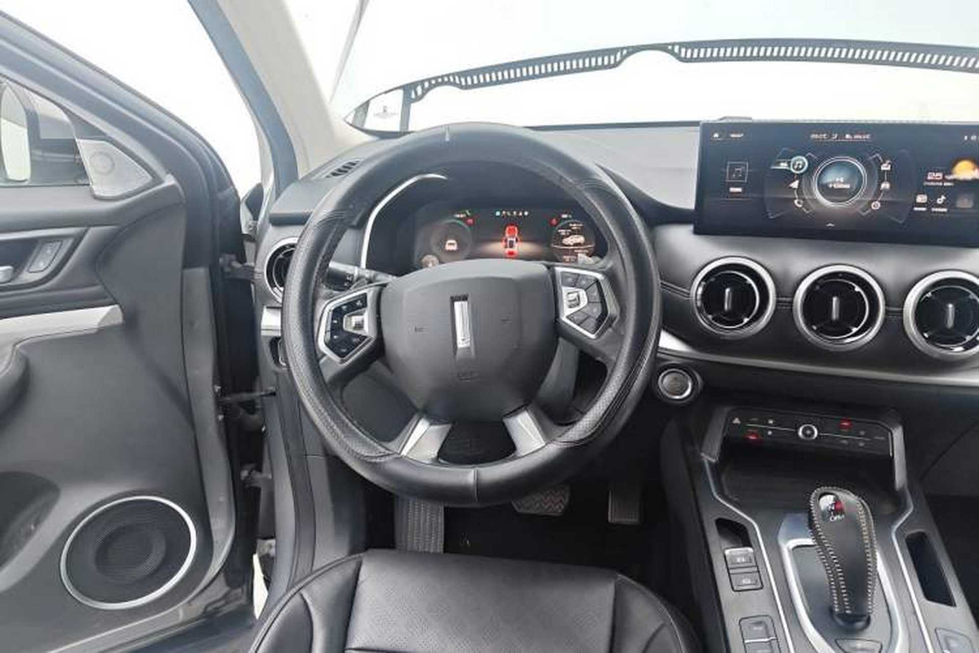 Used Wey VV6 2020 2.0T Two-Wheel Drive Smart Protection+ Steering Wheel