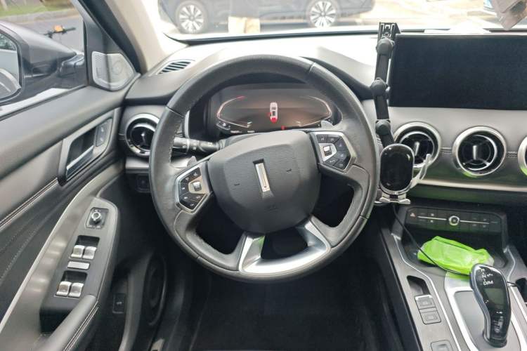 Used Wey VV6 2020 2.0T Two-Wheel Drive Smart Enjoyment+ Steering Wheel