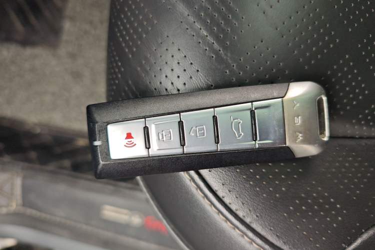 Used Wey VV6 2020 2.0T Four-Wheel Drive Zhiyu+ Vehicle Key