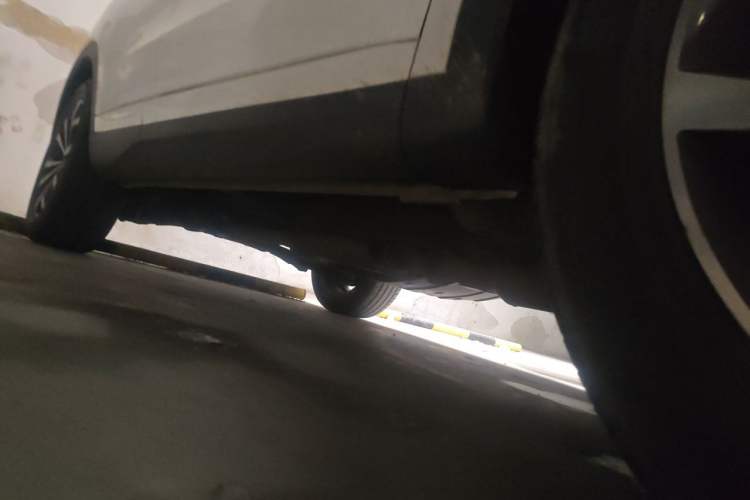 Used Wey VV6 2020 2.0T Two-Wheel Drive Smart Enjoyment+ Chassis Front Right