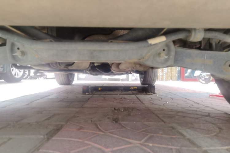 Used Wey VV6 2020 2.0T Two-Wheel Drive Smart Protection+ Chassis Rear