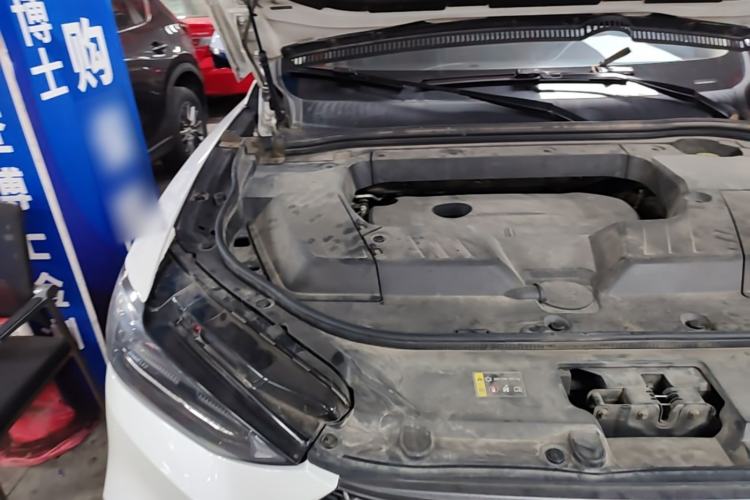 Used Wey VV6 2020 2.0T Two-Wheel Drive Smart Enjoyment+ Engine Bay Right