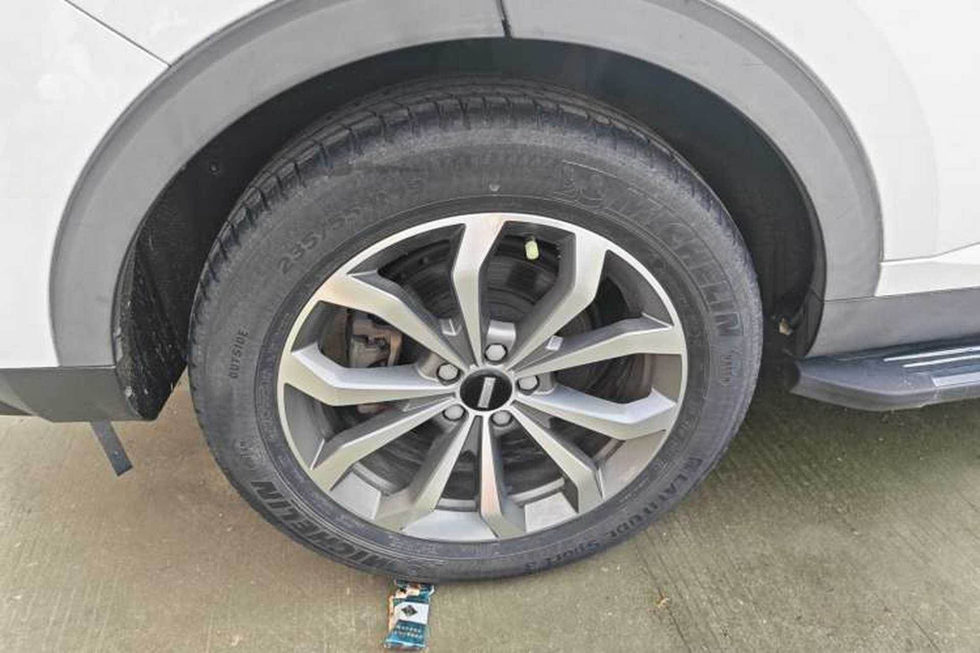 Used Wey VV6 2020 2.0T Two-Wheel Drive Smart Protection+ Exterior 5