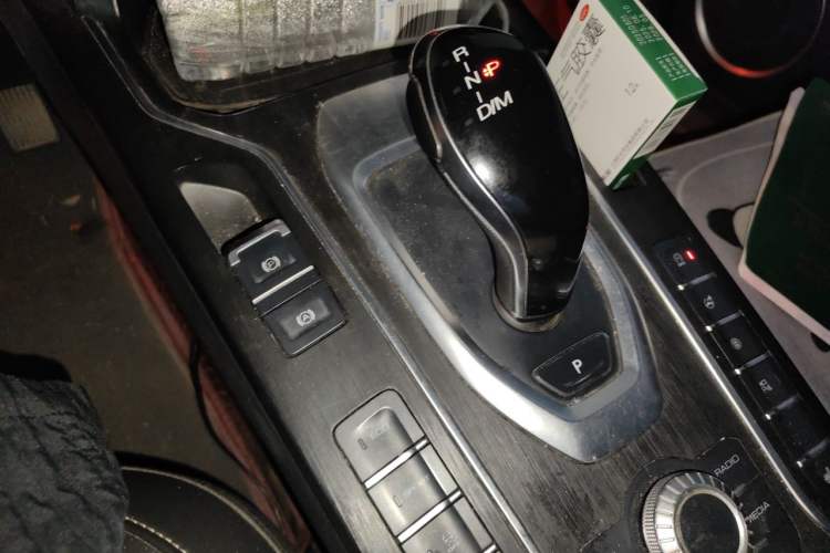Used Wey VV6 2020 2.0T Two-Wheel Drive Smart Protection+ Gear Lever