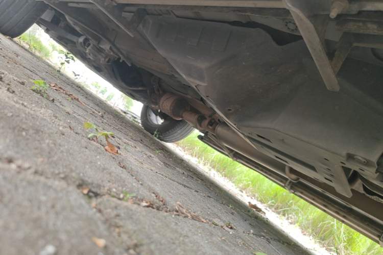 Used Wey VV6 2020 2.0T Two-Wheel Drive Zhiyue+ Left Side Sill