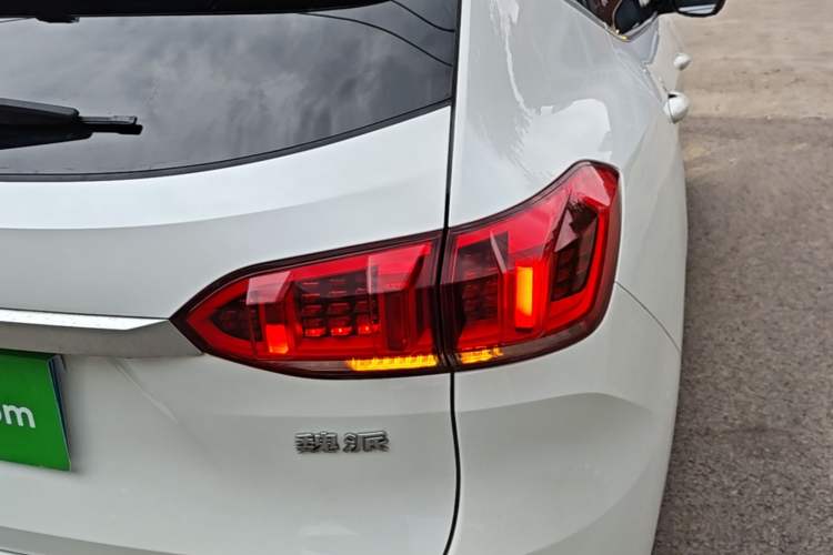 Used Wey VV6 2020 2.0T Two-Wheel Drive Smart Enjoyment+ Right Rear Taillight