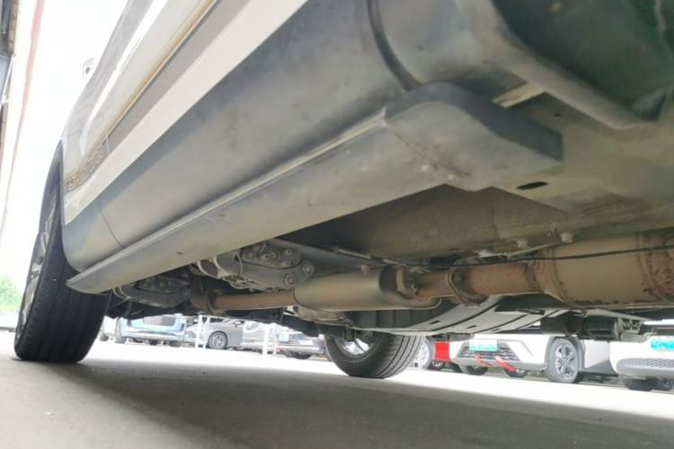 Used Wey VV6 2020 2.0T Two-Wheel Drive Smart Protection+ Right Side Sill