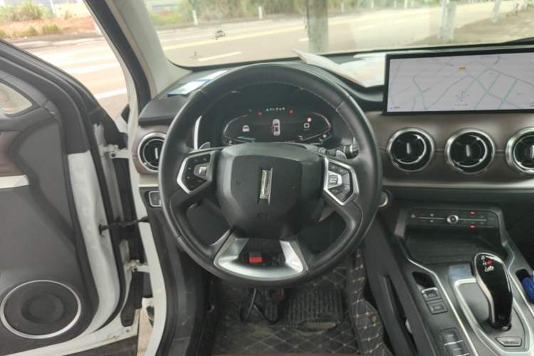 Used Wey VV6 2020 2.0T Two-Wheel Drive Zhiyue+ Steering Wheel