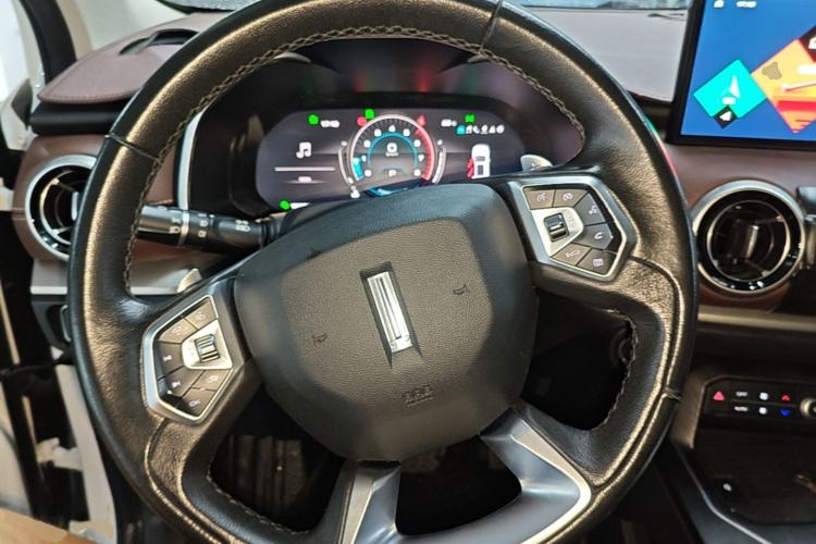 Used Wey VV6 2020 2.0T Two-Wheel Drive Smart Enjoyment+ Steering Wheel