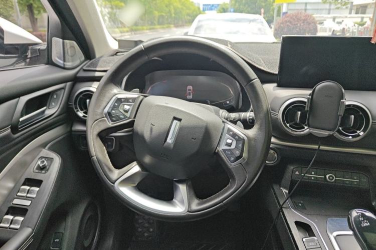 Used Wey VV6 2020 2.0T Two-Wheel Drive Smart Enjoyment+ Steering Wheel
