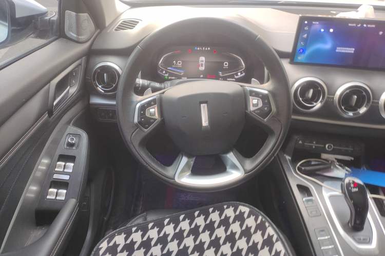 Used Wey VV6 2020 2.0T Two-Wheel Drive Smart Protection+ Steering Wheel