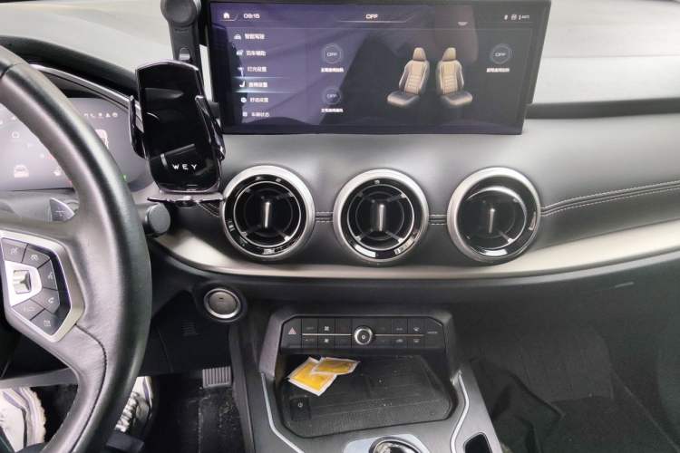 Used Wey VV6 2021 2.0T Two-Wheel Drive Smart Plus Audio And AC Panel