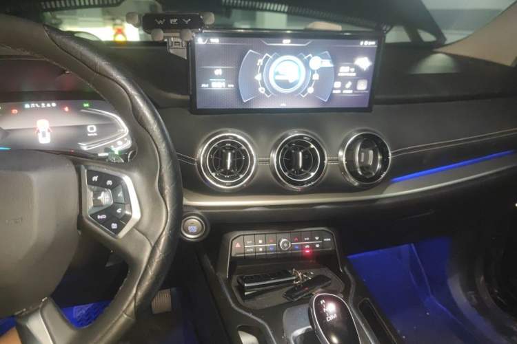 Used Wey VV6 2021 2.0T Two-Wheel Drive Smart Plus Audio And AC Panel