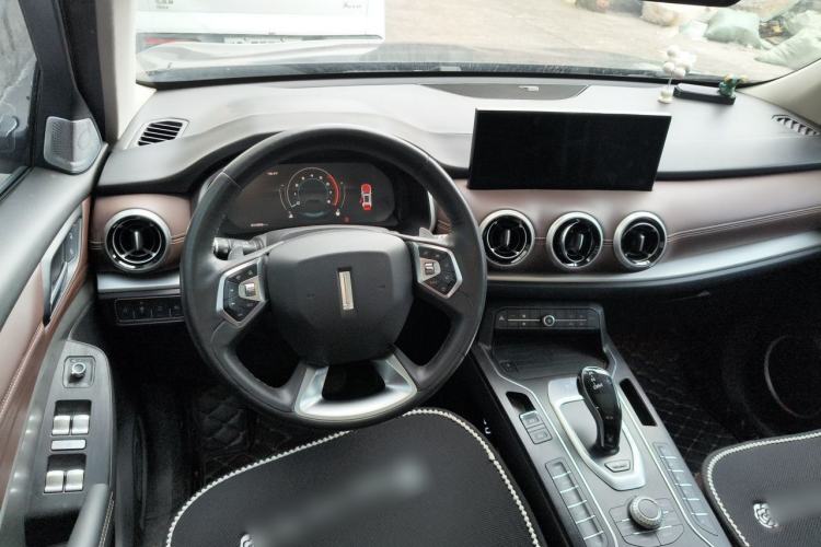 Used Wey VV6 2021 2.0T Two-Wheel Drive Smart Plus Center Console