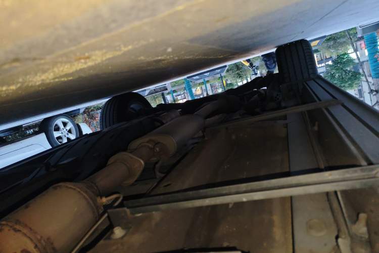 Used Wey VV6 2021 2.0T Two-Wheel Drive Smart Plus Chassis Front Right