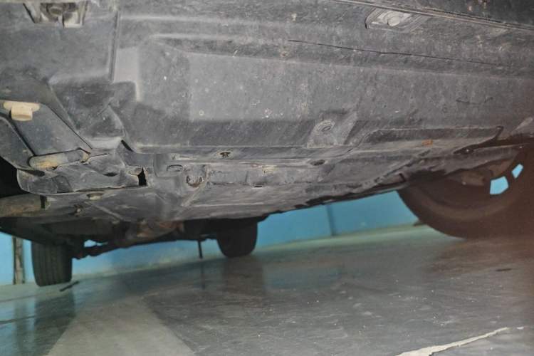 Used Wey VV6 2021 2.0T Two-Wheel Drive Smart Protection+ Chassis Front Right