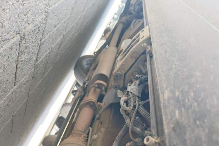 Used Wey VV6 2021 2.0T Two-Wheel-Drive Child-Care Edition Chassis Front Right