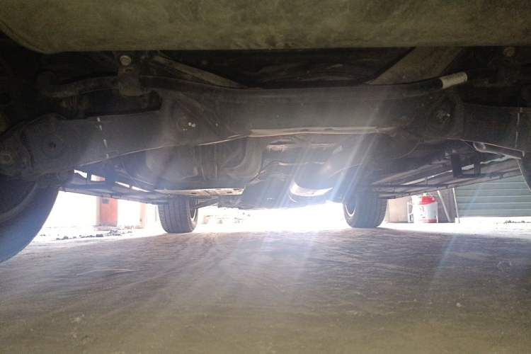 Used Wey VV6 2021 2.0T Two-Wheel Drive Smart Protection+ Chassis Rear