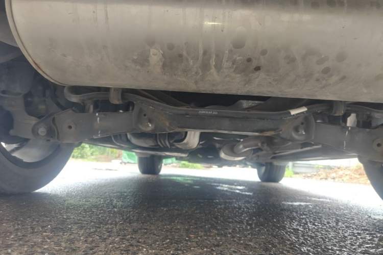 Used Wey VV6 2021 2.0T Two-Wheel Drive Smart Protection+ Chassis Rear
