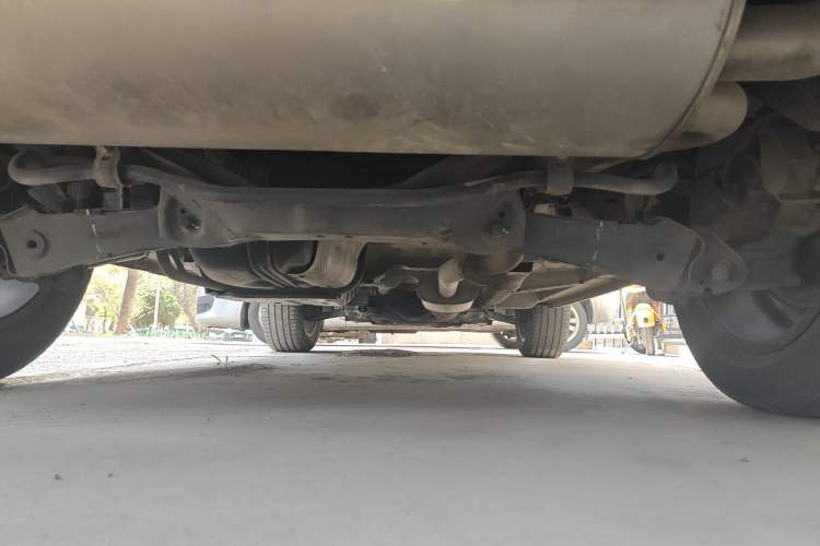 Used Wey VV6 2021 2.0T Two-Wheel Drive Smart Protection+ Chassis Rear
