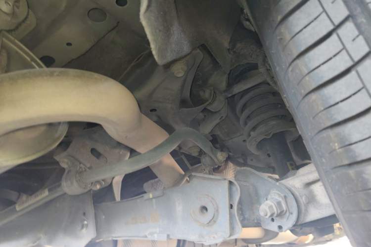 Used Wey VV6 2021 2.0T Two-Wheel Drive Smart Protection+ Chassis Rear