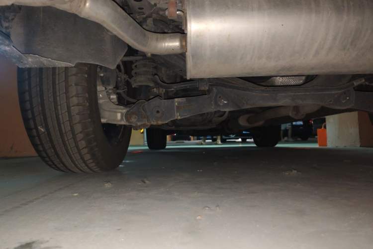 Used Wey VV6 2021 2.0T Two-Wheel Drive Smart Protection+ Chassis Rear Left