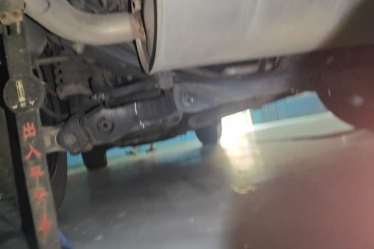 Used Wey VV6 2021 2.0T Two-Wheel Drive Smart Protection+ Chassis Rear Left