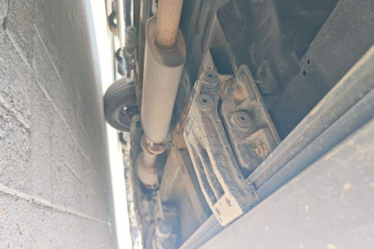 Used Wey VV6 2021 2.0T Two-Wheel-Drive Child-Care Edition Chassis Rear Right