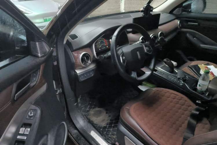 Used Wey VV6 2021 2.0T Two-Wheel Drive Smart Plus Driver Seat