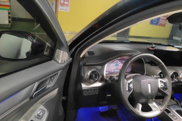 Used Wey VV6 2021 2.0T All-Wheel Drive Zhiyu+ Driver Seat