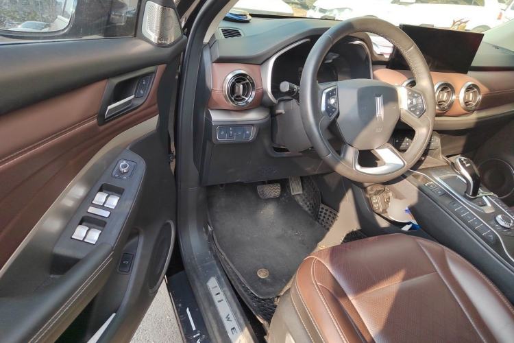 Used Wey VV6 2021 2.0T Two-Wheel Drive Smart Plus Driver Seat