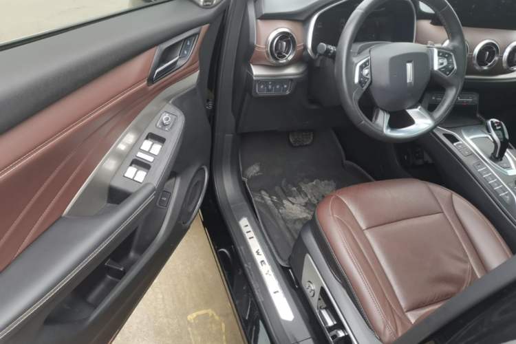 Used Wey VV6 2021 2.0T Two-Wheel Drive Smart Plus Driver Seat