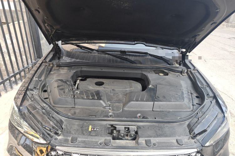 Used Wey VV6 2021 2.0T Two-Wheel Drive Smart Protection+ Engine Bay