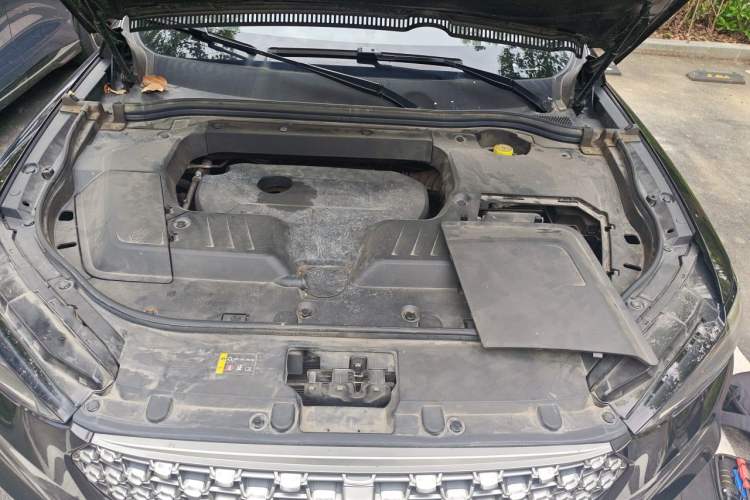 Used Wey VV6 2021 2.0T Two-Wheel Drive Smart Plus Engine Bay