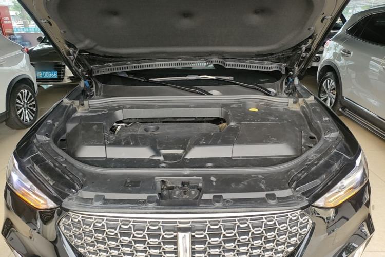 Used Wey VV6 2021 2.0T Two-Wheel Drive Smart Plus Engine Bay