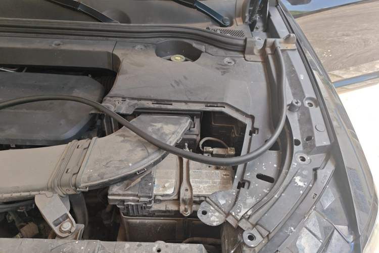 Used Wey VV6 2021 2.0T Two-Wheel Drive Smart Plus Engine Bay Left