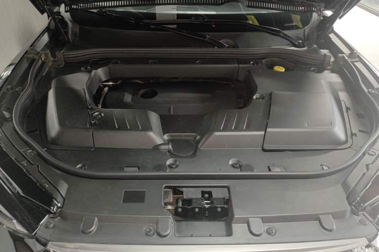 Used Wey VV6 2021 2.0T All-Wheel Drive Zhiyu+ Engine Bay
