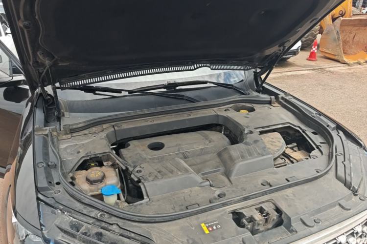 Used Wey VV6 2021 2.0T Two-Wheel Drive Smart Protection+ Engine Bay