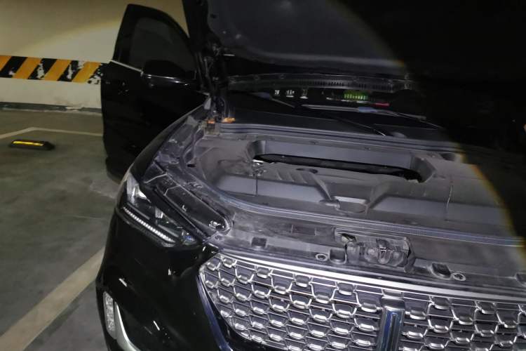 Used Wey VV6 2021 2.0T Two-Wheel Drive Smart Plus Engine Bay Right