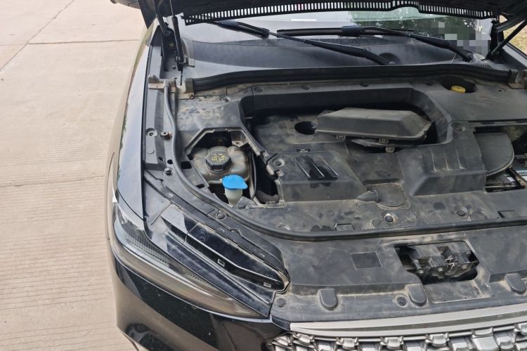 Used Wey VV6 2021 2.0T Two-Wheel Drive Smart Protection+ Engine Bay Right